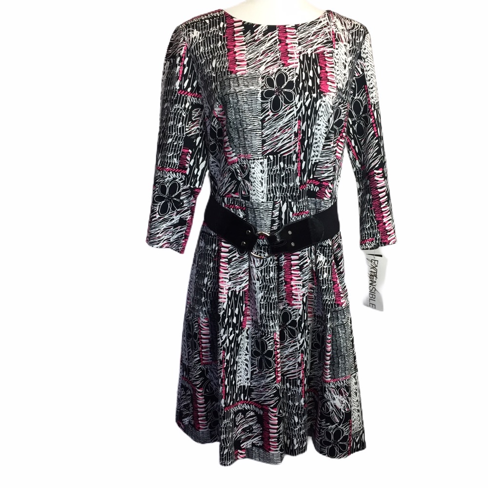 Peter Nygard Fit and Flair Belted Dress NWT